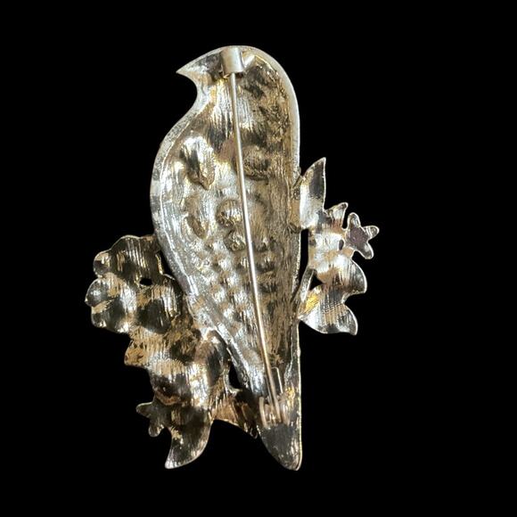 BLUE Bird Pin Brooch Sparkling Colorful Multicolored Crystals - New - Picture 2 of 3